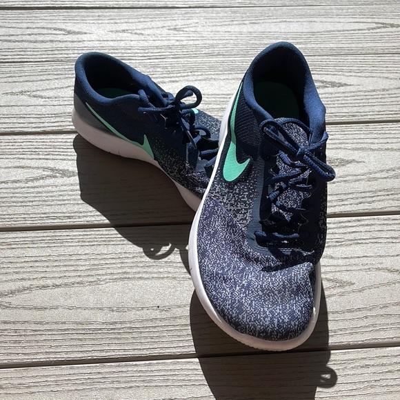 Nike Shoes - Nike shoes